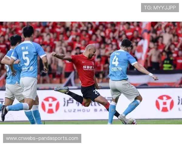 费利佩连续四赛季对武汉三镇进球，蓉城控制比赛能力显现